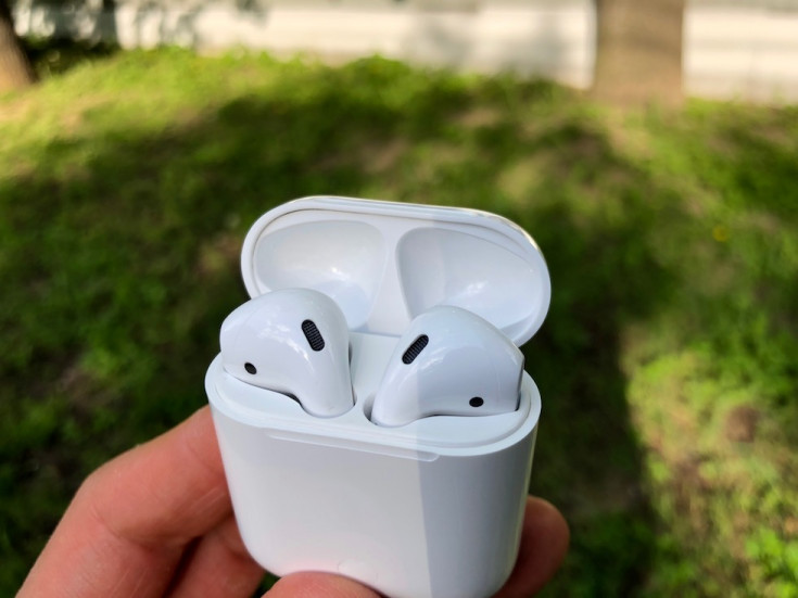 Реплика AirPods