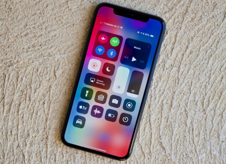 iPhone 12